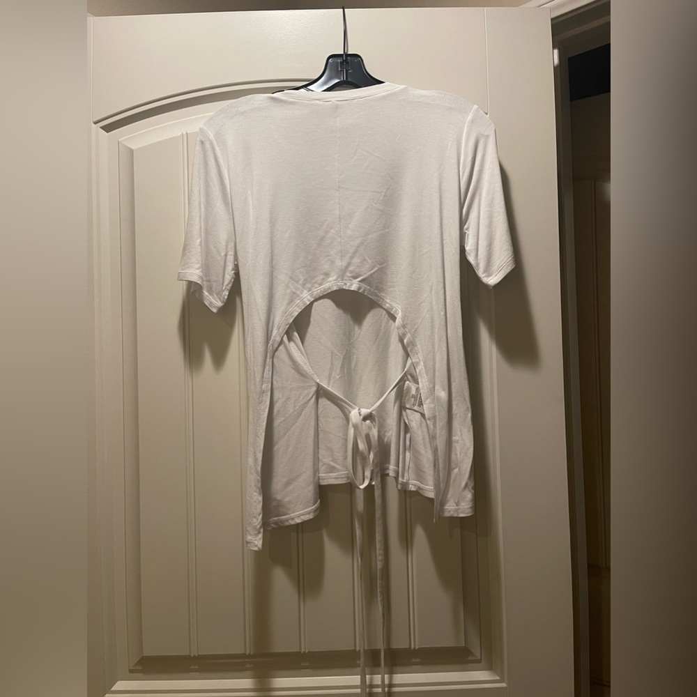 BCBGeneration White tie-back T-shirt - Picture 3 of 4